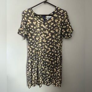 VINTAGE Lauren Brooke Floral Flutter Romper